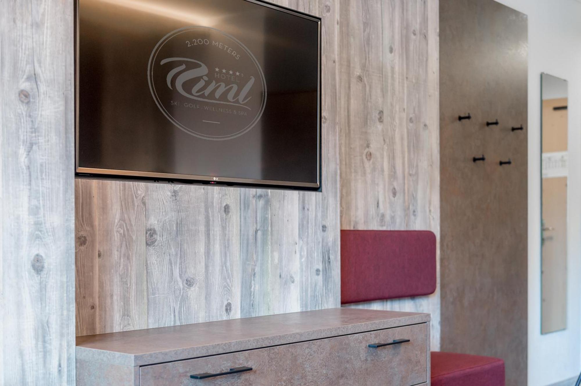 Ski - Golf - Wellness Hotel Riml Хохгургл Екстериор снимка