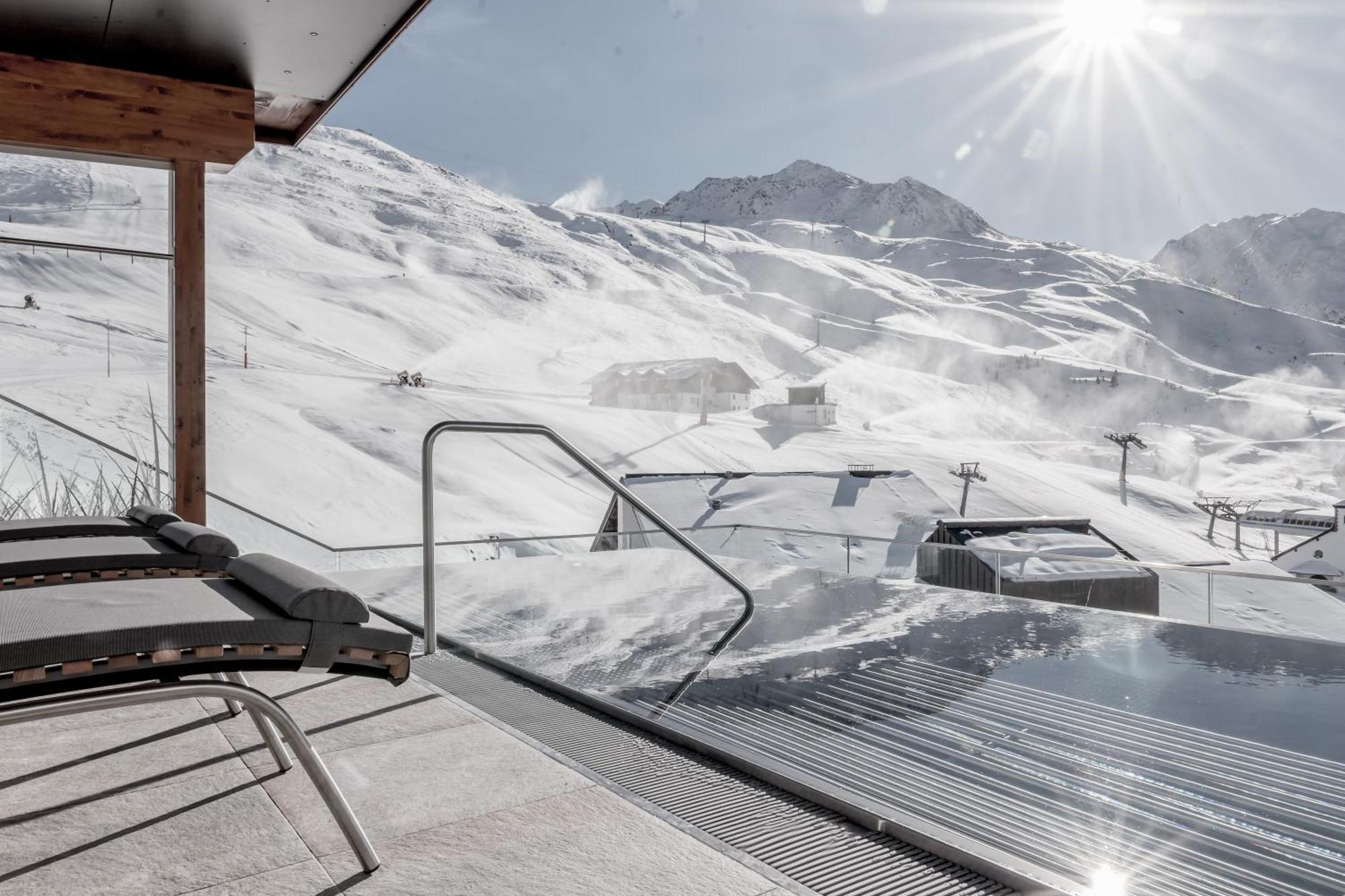 Ski - Golf - Wellness Hotel Riml Хохгургл Екстериор снимка