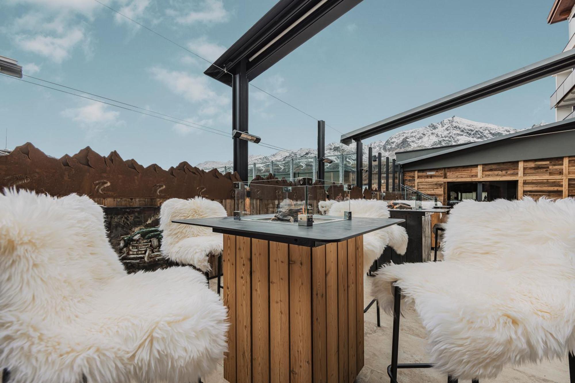 Ski - Golf - Wellness Hotel Riml Хохгургл Екстериор снимка